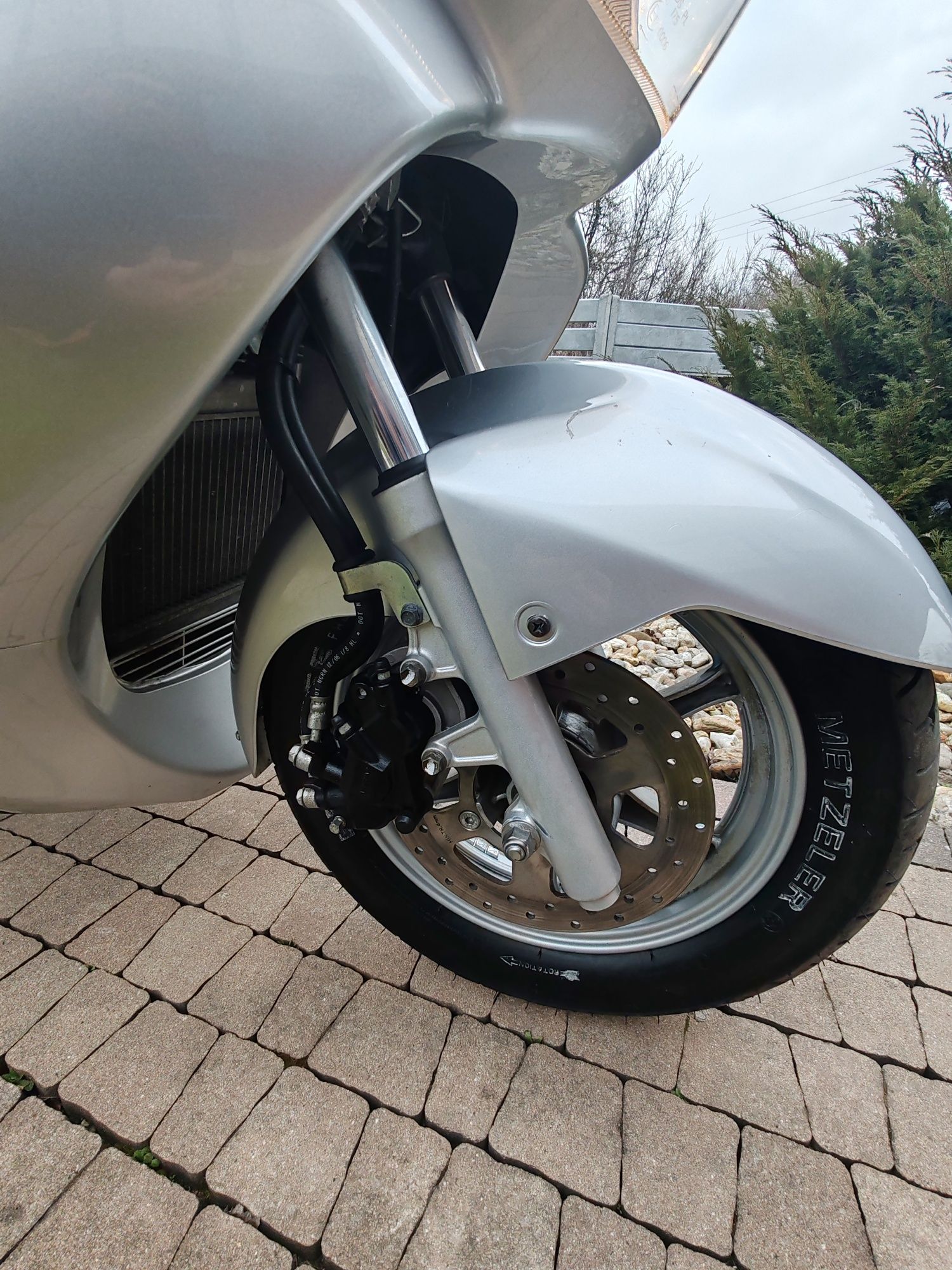 suzuki burgman 200 w Twojej okolicy? Sprawdź kategorię Skuter