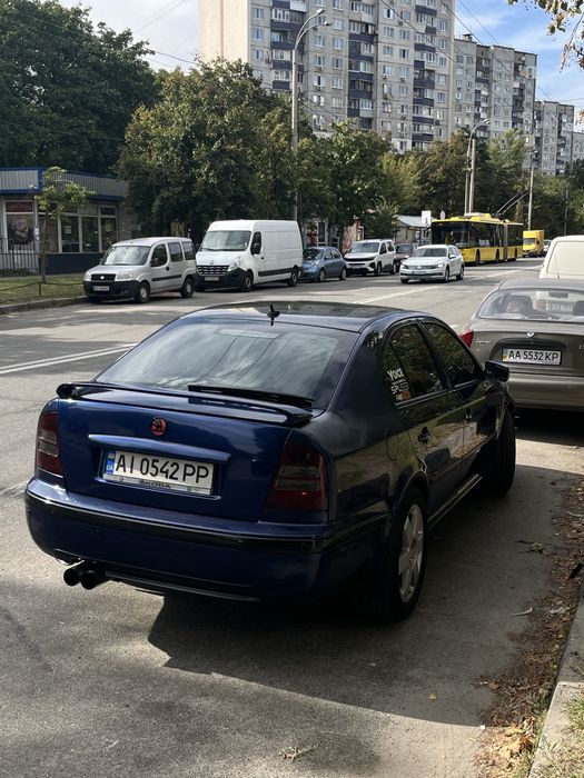 Skoda tour VRS 1.8