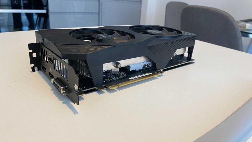 Asus RTX 2060 Dual