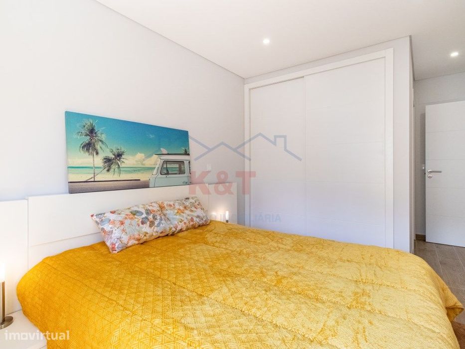 T2 na Praia da Rocha totalmente Remodelado