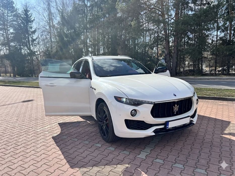 Maserati Levante Maserati w cenie zakupu Levante Modena SQ4 430KM