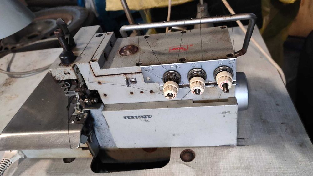 Overlock 3-nitkowy TEXTIMA