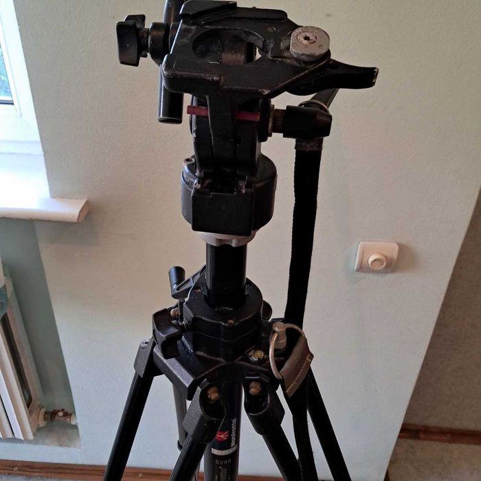 Штатив Manfrotto #028B + #136 (video)
