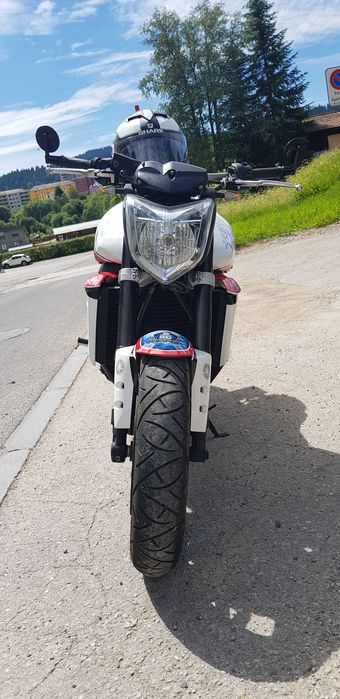 Yamaha fz1n como nova