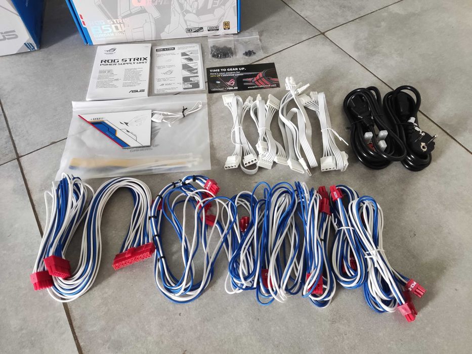 Корпус  ROG STRIX HELIOS Gundam Edition + БЖ  Gundam Edition 850W