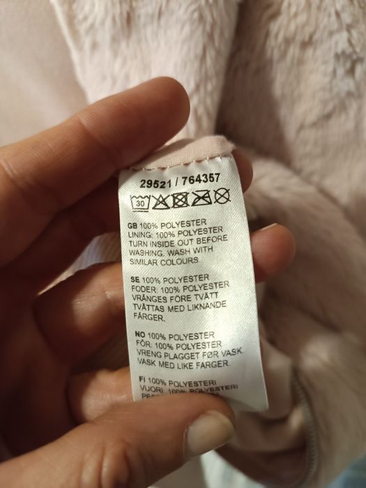 Sztuczne futro dla dziewczyn