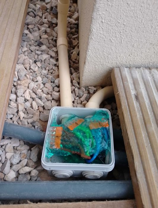 Faz Tudo em Amadora e Grande Lisboa, Canalizador, Pintor, Pisos.