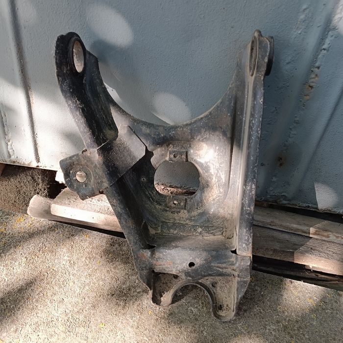 Автозапчастини...