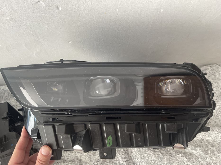 BMW G07 X7 LCI права фара головного світла