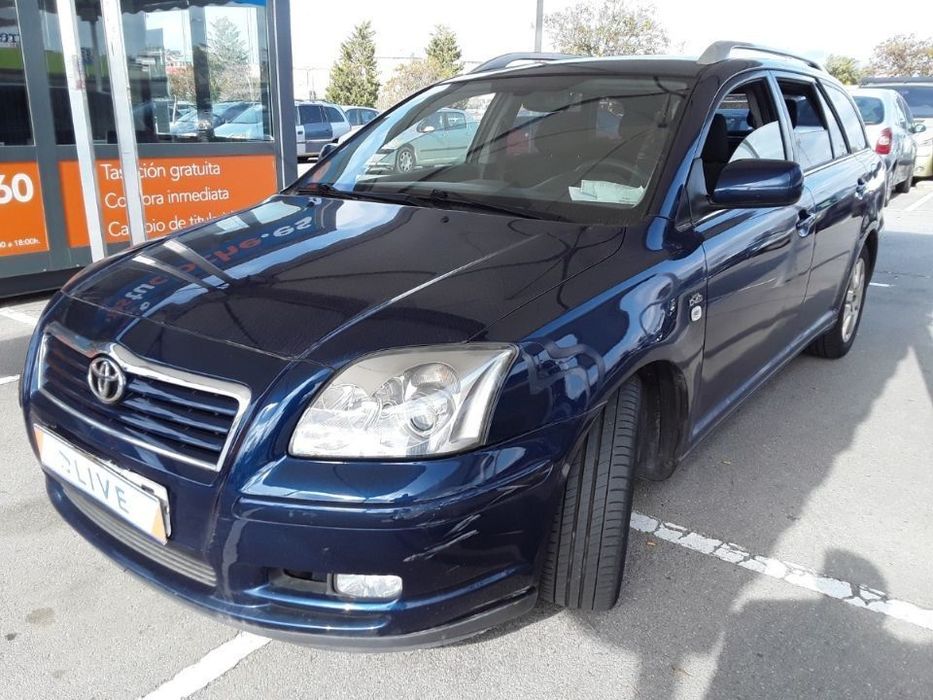 Toyota Avensis Wagon 2.0 D-4D Sol 2003 - Para Peças