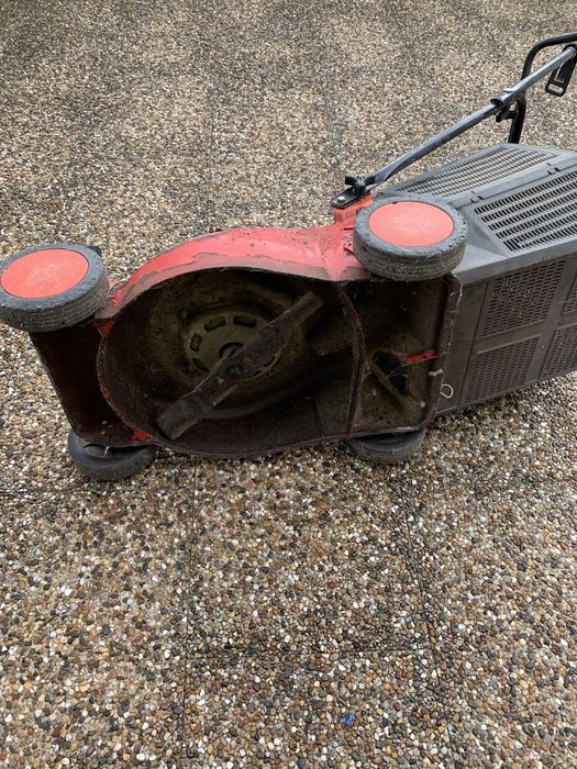 Relvvadeira.   Eletrica.  Usada.