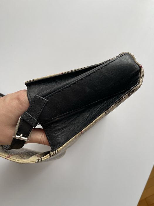 Piękna torebka na ramie Burberry