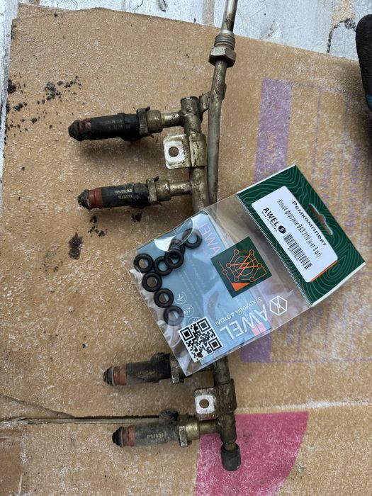 Форсунки Ваз 2108-15 2110-12 1117-1119 8клоп 1,6 Siemens Deka