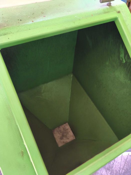 Zasobnik  do pieca na eco groszek