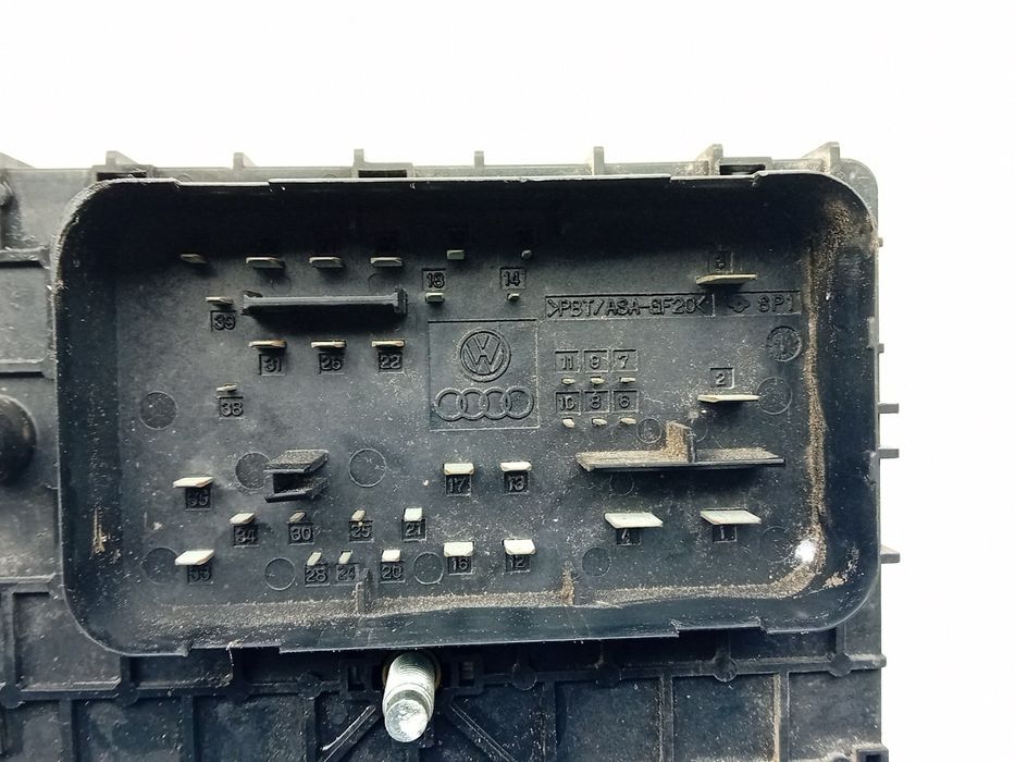 Caixa fusíveis / SAM / BSI VOLKSWAGEN Passat (3C2)
