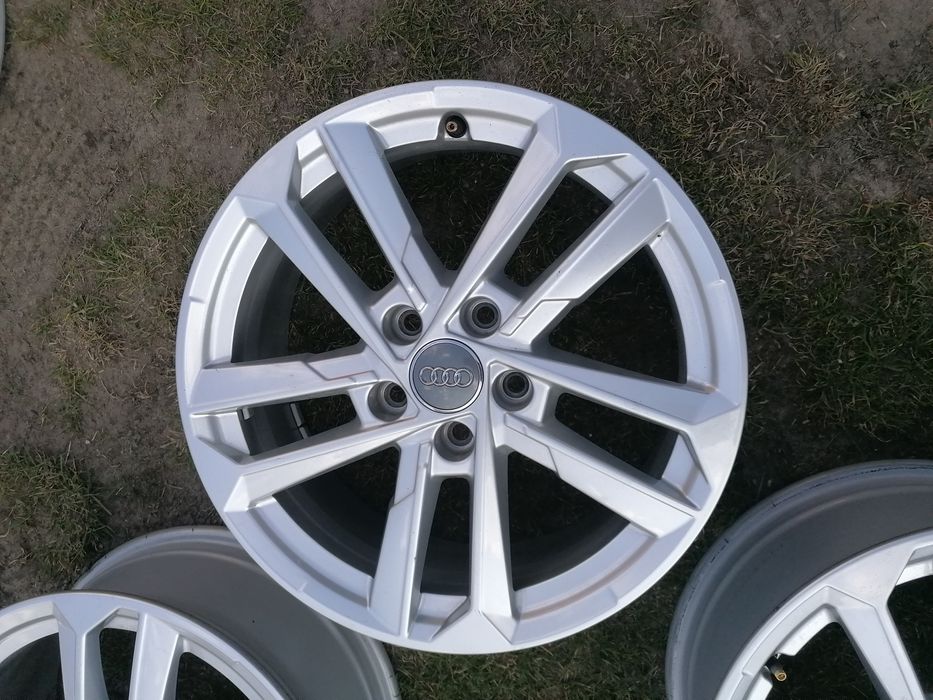 Alufelgi Audi a3 A4 et43 r17