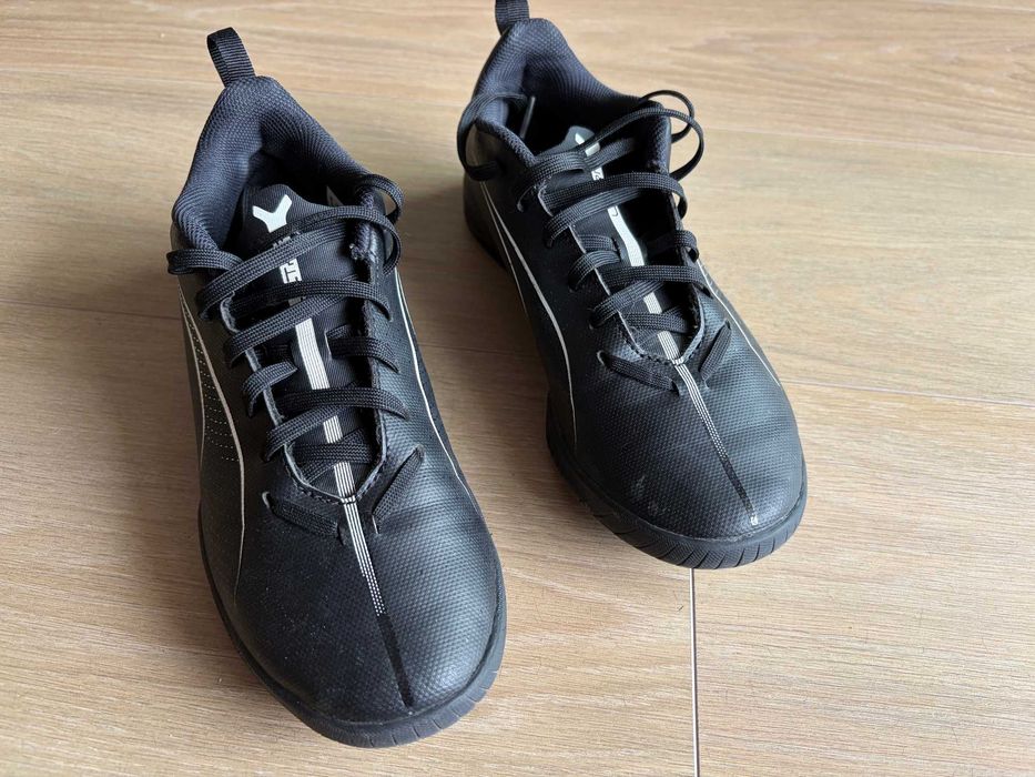 Turfy dziecięce Puma r. 35 (wkładka 23 cm)