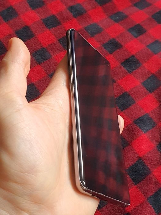 Samsung Galaxy S10+ 8/512GB Ceramic black Wada matrycy