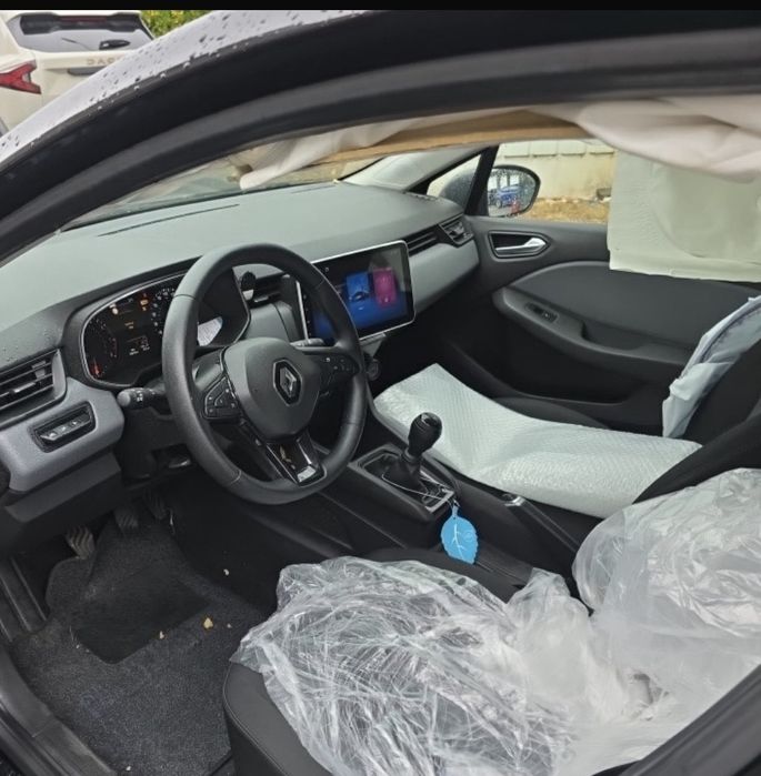 Renault clio 1.0 / 55.000 kms