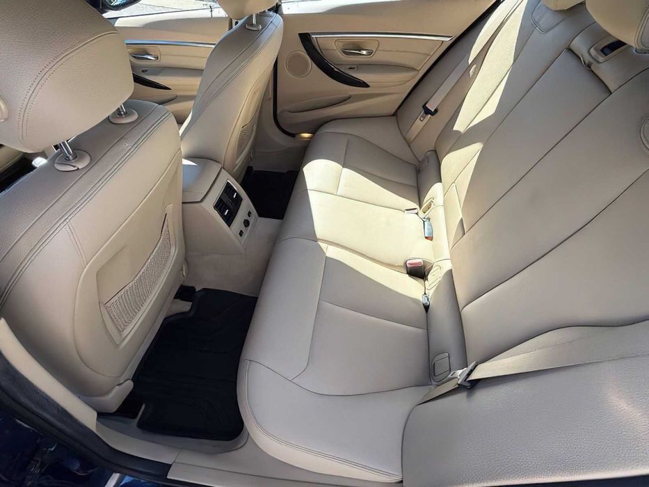 BMW 3 Series 328i xDrive      2016