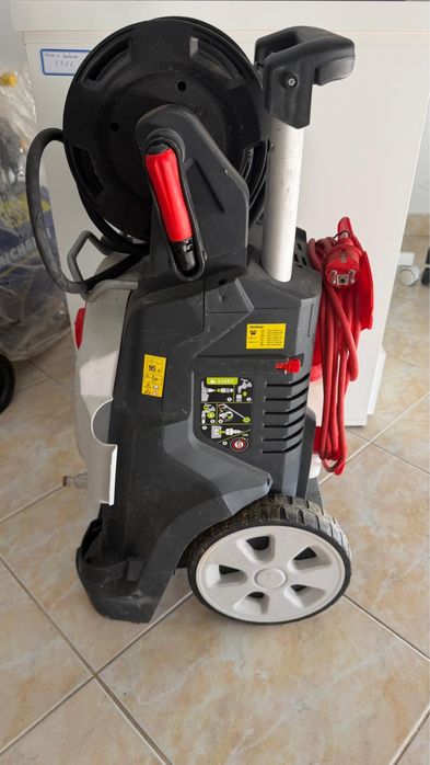 Vendo 2 máquinas como novas.