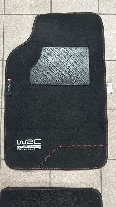 Conjunto tapetes carro WRC
