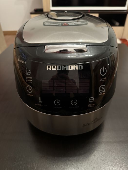 Мультиварка Redmond