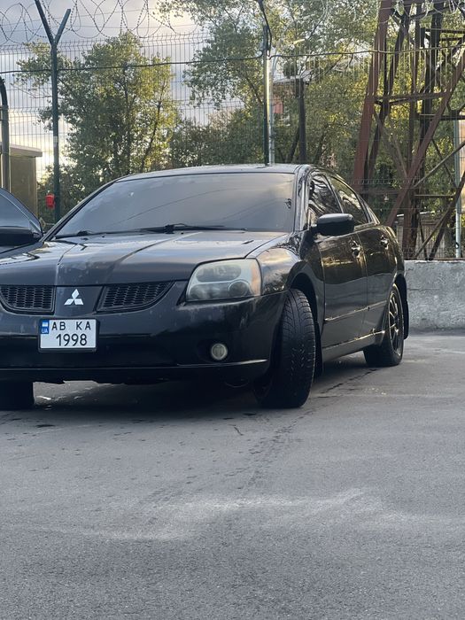 Mitsubishi galant 9