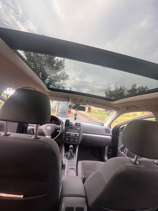 Volkswagen Golf V