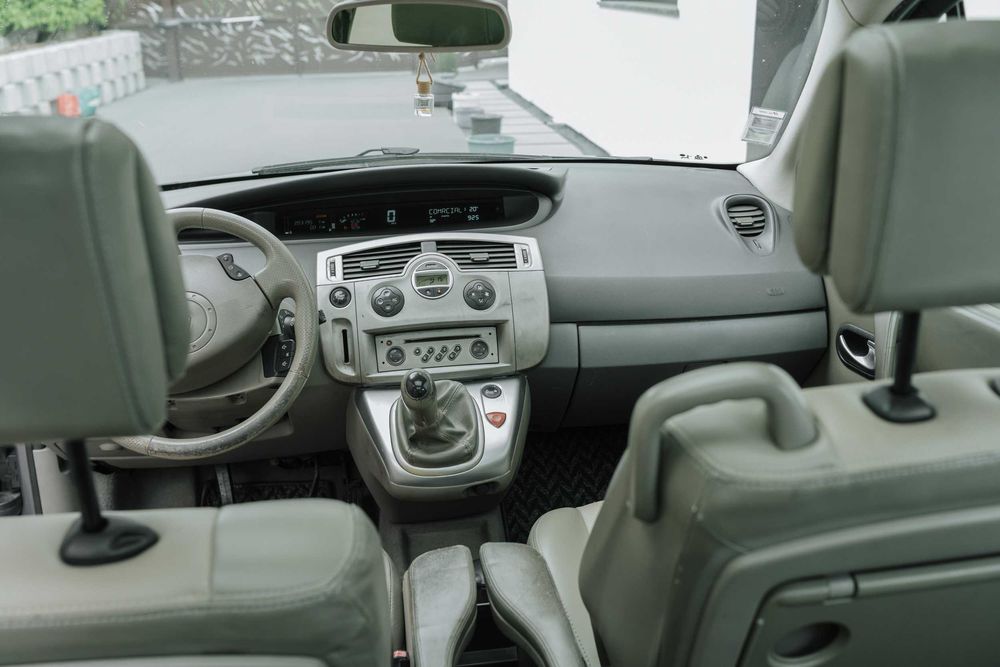 Renaut Scenic Automovel Familiar