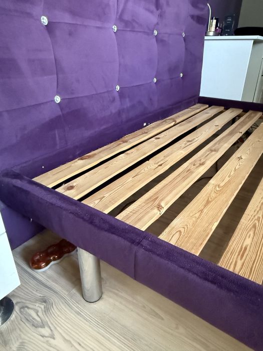 Łóżko tapicerowane fioletowe 160x200+materac