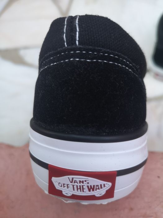 Ténis pretos da Vans Tam. 36