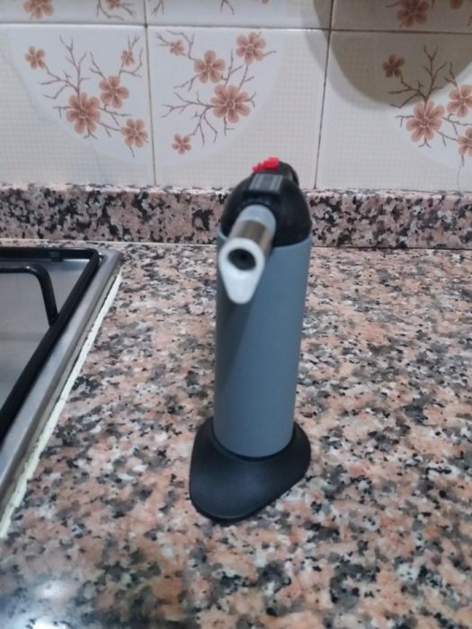 Maçaricos para queimar leite creme
