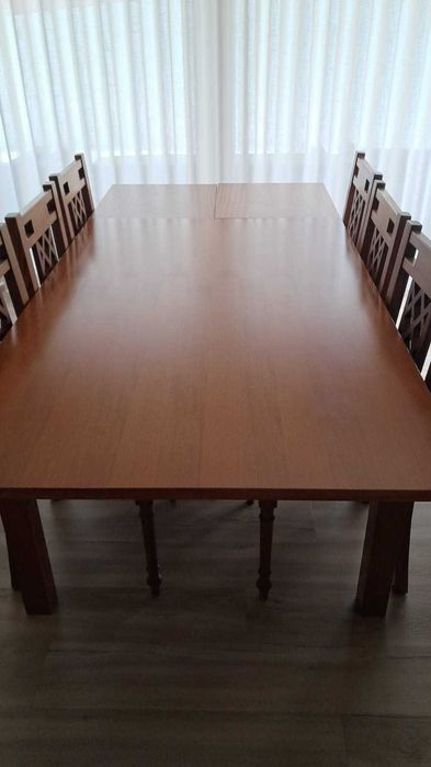Mesa de Jantar extensível cor cerejeira 160 x100 até 210 cm