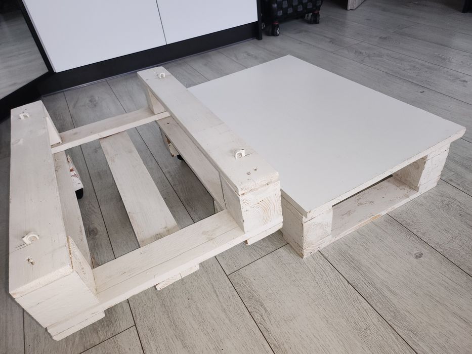 Ręcznie robiony stolik z palet na kółkach (z blokadą) • Styl Loft / Boho