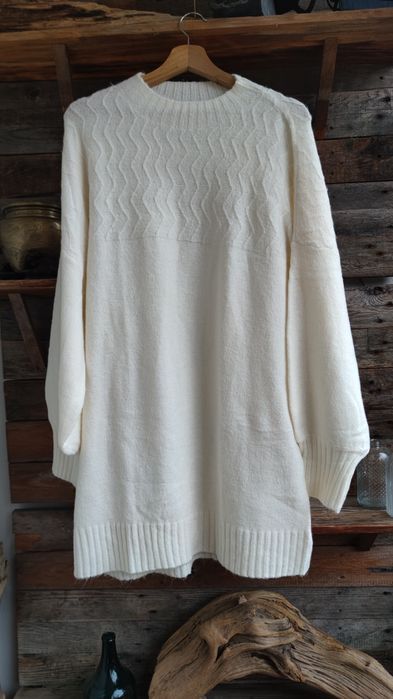 Długi sweter, ecru basic