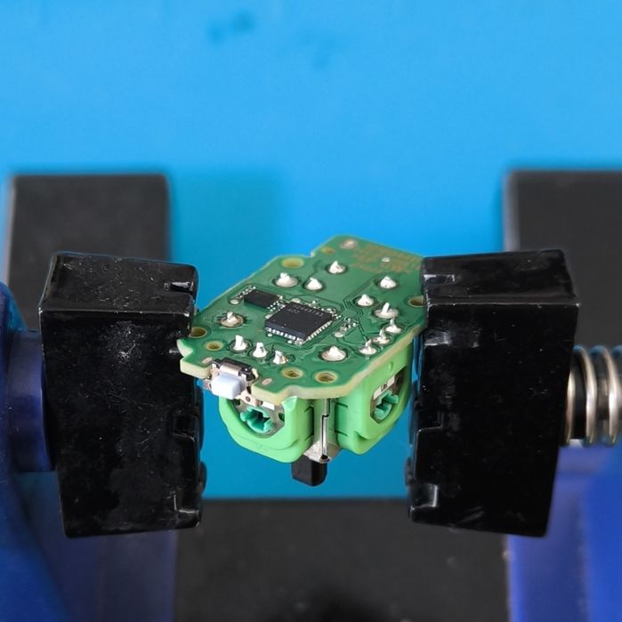 2 DualSense Edge Modules with TMR Joysticks64741247566595122