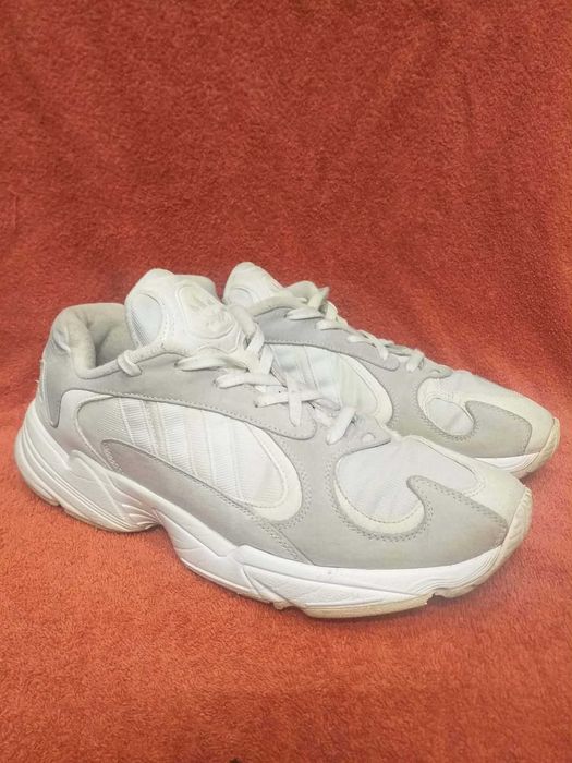 Adidas Yung-1 w kolorystyce Cloud White