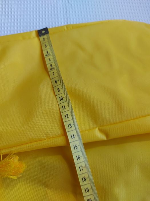 Mochila / Saco Impermeável da Solférias, Amarelo.