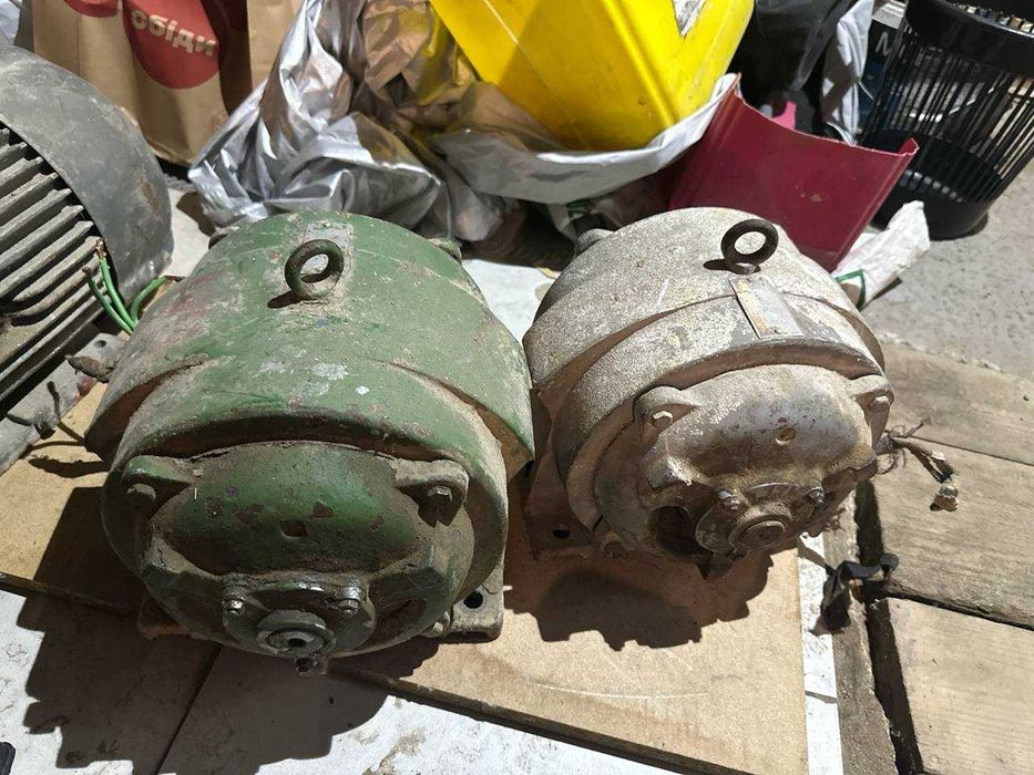 Електродвигун электродвигатель электромотор