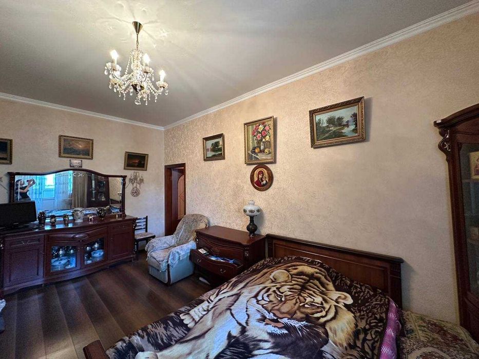 Продаж 4 кімнатної квартири вул. Велика Васильківська Метро Площа Українських Героїв