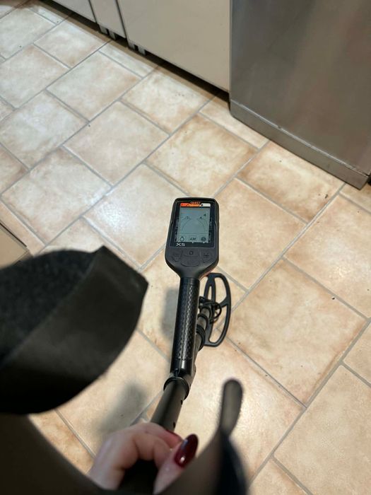 Wykrywacz metali QUEST Q5