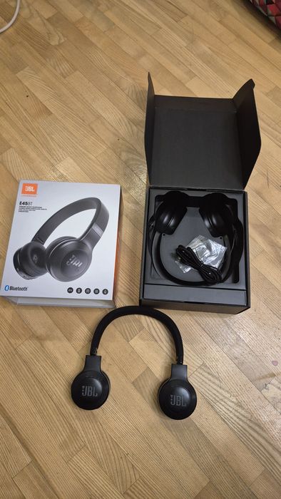 Навушники накладні JBL E45BT Black (JBLE45BTBLK)