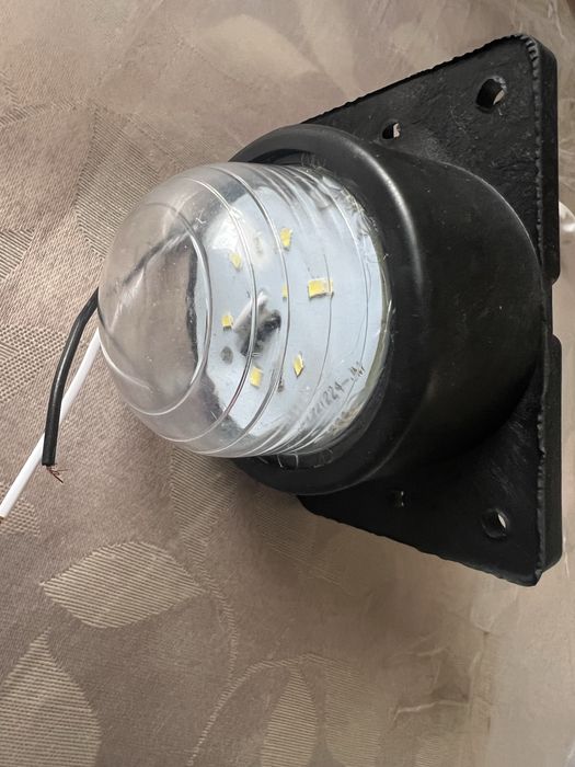 Luzes para automovel matricula e presenca