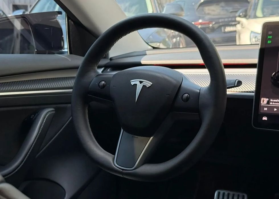 Tesla Model 3 Tesla Model 3 Dual Motor Long Rang/Performance