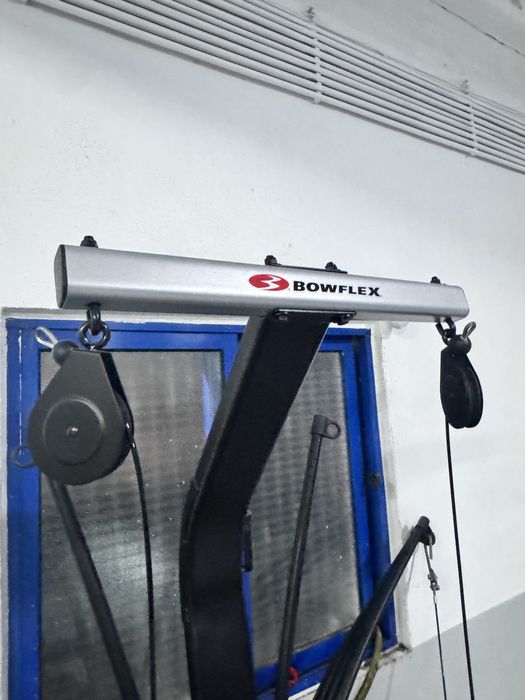 MULTI GYM BOWFLEX PR100 como nova …trabalho de força e resistencia
