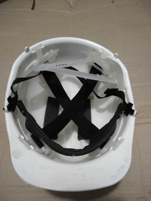 Каска захисна біла