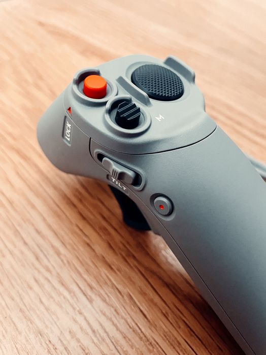 DJI FPV Motion Controller (command / joystick) - LIKE NEW64585890873857123