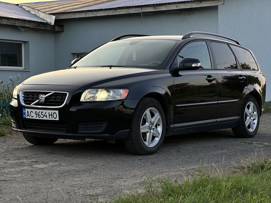 Volvo V50 2009рік 1.6дизель не фарбована