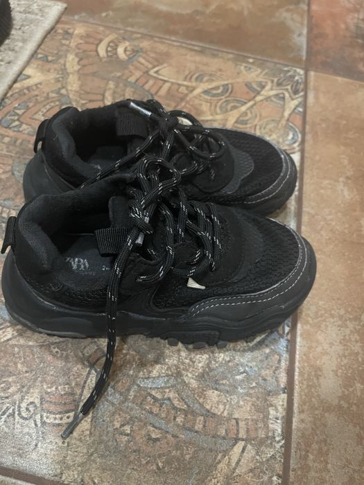 Кросівки Zara 26р.